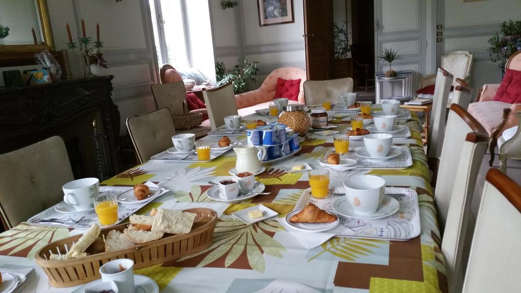 Chambres & Studios Chateau Saint Vincent Bazas Bagian luar foto