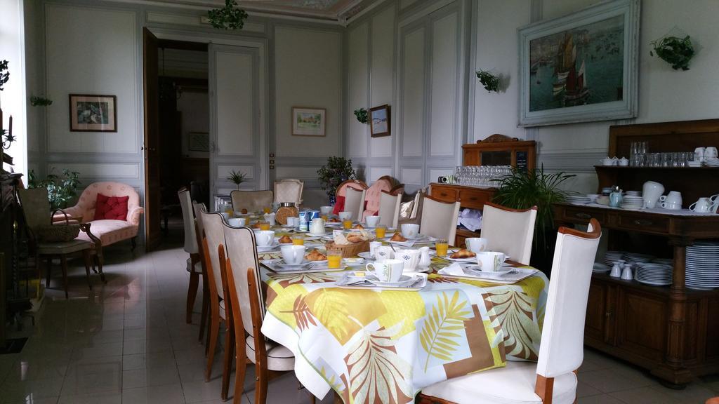 Chambres & Studios Chateau Saint Vincent Bazas Bagian luar foto